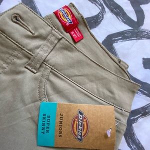 Super skinny dickie khaki pants